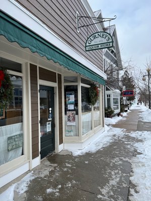 Gurney's Harbor Bottle Shop by null