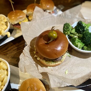 Cin Cin Burger BAR - No money - No Honey Burger with Garlic Broccoli - Burgers Near Me - Winston-Salem, North Carolina Cin Cin Burger BAR - No money - No Honey Burger with Garlic Broccoli - Burgers Near Me - Winston-Salem, North Carolina