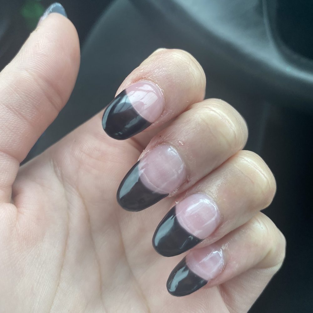 La Chic Nails - Nail Salons Near Me - Middletown, Rhode Island La Chic Nails - Nail Salons Near Me - Middletown, Rhode Island