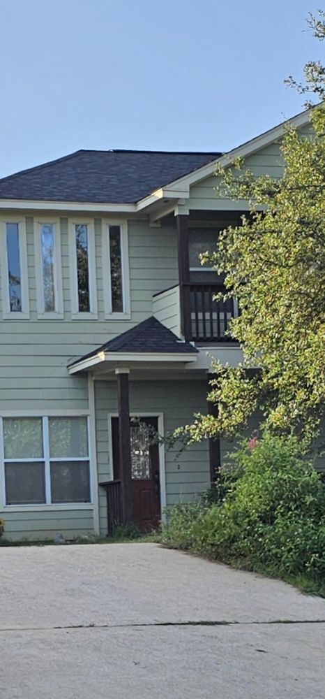 Slide of AI Roofing & Concrete