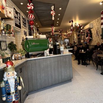 Brookside Market - Coffee & Tea Near Me - Sunnyside, New York Brookside Market - Coffee & Tea Near Me - Sunnyside, New York