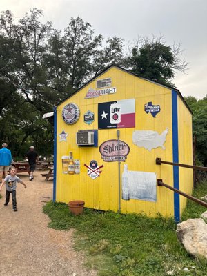 Bill's Burgers Wings & Things by null