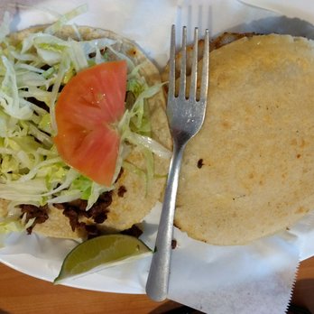 Taqueria Charros De Jalisco - Beef fajita taco on left and barbacoa gordita on right. Both really good but taco better! - Mexican Near Me - Pasadena, Texas Taqueria Charros De Jalisco - Beef fajita taco on left and barbacoa gordita on right. Both really good but taco better! - Mexican Near Me - Pasadena, Texas