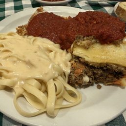 Fettuccine Alfredo