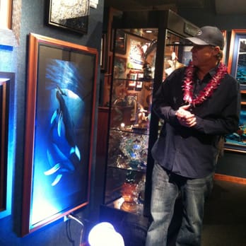 Wyland Galleries - Wyland talking about one of his new paintings. - Art Galleries Near Me - Honolulu, Hawaii