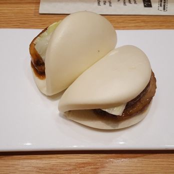 IPPUDO 5th Avenue - Ippudo Pork Buns - Ramen Near Me - New York, New York