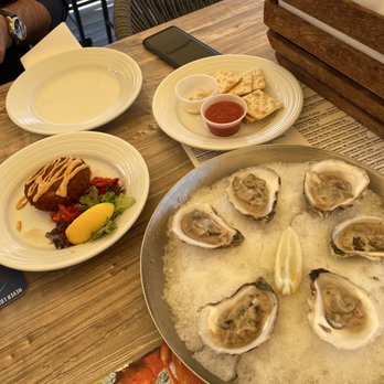Stewman's Lobster Pound - Clams and crab cake - Seafood Near Me - Bar Harbor, Maine Stewman's Lobster Pound - Clams and crab cake - Seafood Near Me - Bar Harbor, Maine