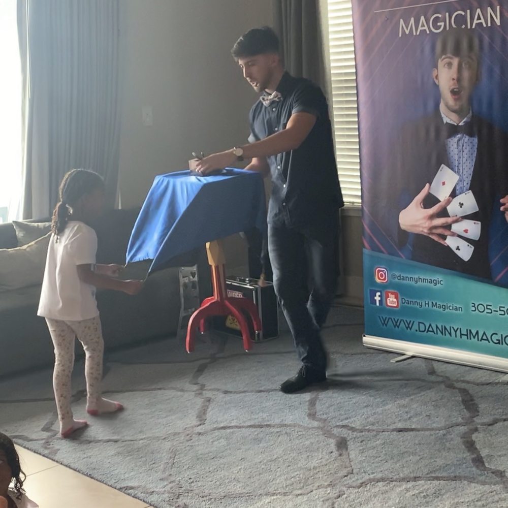 Danny H Magician - Floating table was epic! - Magicians Near Me Danny H Magician - Floating table was epic! - Magicians Near Me