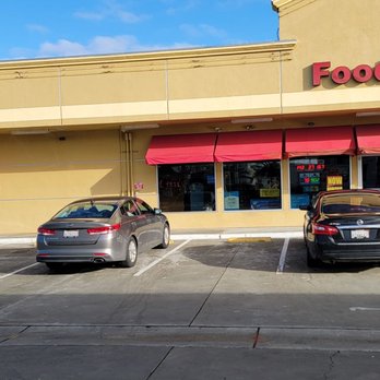 Shell - cars parked in front of a restaurant - Gas Stations Near Me - Kettleman City, California