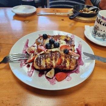 Le Café Station Grill - Breakfast & Brunch Near Me - Chicago, Illinois Le Café Station Grill - Breakfast & Brunch Near Me - Chicago, Illinois