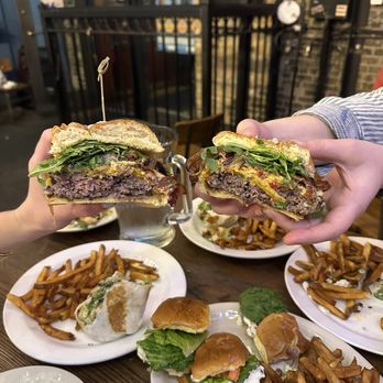 Village Tap - Pimento Burger - Pubs Near Me - Chicago, Illinois Village Tap - Pimento Burger - Pubs Near Me - Chicago, Illinois