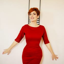 I Love Vintage - Pinup girl Vanessa wearing ILV's house brand BANNOU