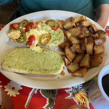Elizabeth's Restaurant - Avocado toast - Southern Near Me - New Orleans, Louisiana Elizabeth's Restaurant - Avocado toast - Southern Near Me - New Orleans, Louisiana