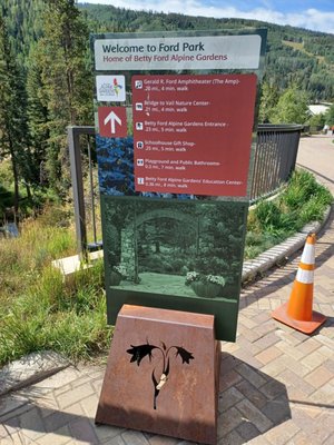 Betty Ford Alpine Gardens by null