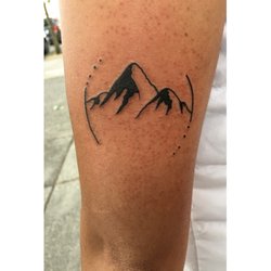 Visualize Tattoo - Very clean PNW mountain tattoo