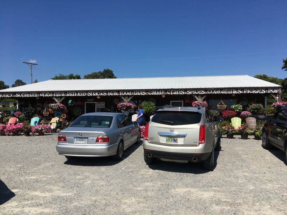 COUNTRY STORE Updated August 2024 6699 Heber Springs Rd N, Drasco