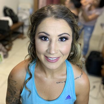 ChromaCreations - Makeup Artists Near Me