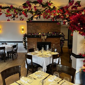 Lucio's - Italian Near Me - Closter, New Jersey