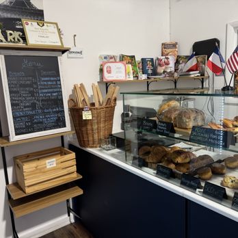 L’atelier Des Pains - Bakeries Near Me - Delray Beach, Florida