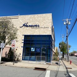 Hanover Bank - Clean modern building