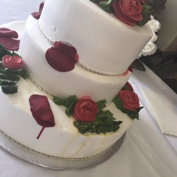 La Flor De Puebla Bakery - Leaking cake - Bakeries Near Me - Manassas, Virginia