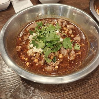 Luniang Hot Pot - Signature hotpot with tender beef - Chinese Near Me - Arcadia, California Luniang Hot Pot - Signature hotpot with tender beef - Chinese Near Me - Arcadia, California