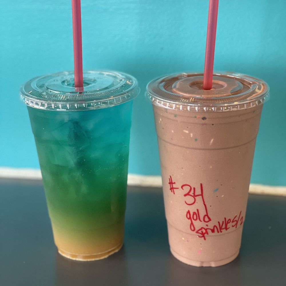 The Power Club - Flex on the beach power tea, banana spilt protein shake - Juice Bars & Smoothies Near Me - Placentia, California