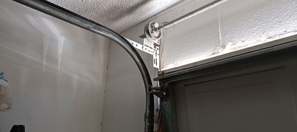 HNS Garage Doors - Garage Door Contractor in Las Vegas, NV
