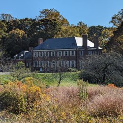 Sagamore Hill National Site Visitor Center - Old Orchard House