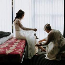 Emily Nicole Photos - Candid Getting Ready