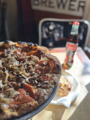 LouEddie's Pizza by null