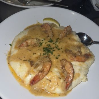 Ely's Restaurant & Bar - BBQ Shrimp & Grits - Bars Near Me - Ridgeland, Mississippi