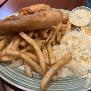 Watts Restaurant - Fish and chips - British Near Me - Toronto, Ontario Watts Restaurant - Fish and chips - British Near Me - Toronto, Ontario