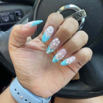 Lien's Nails - Nail Salons Near Me - Rosemead, California