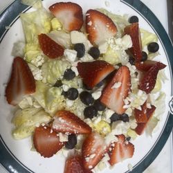 Cross Roads Bistro - Summer salad