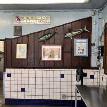 Fisherman's Outlet - Decor - Seafood Markets Near Me - Los Angeles, California