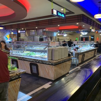 King Buffet - Lots of choices at buffet. Let's eat! - Buffets Near Me - Dallas, Texas
