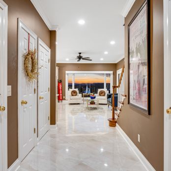 Avenue View Visuals - Marble floors - Real Estate Photography Near Me - Chattanooga, Tennessee Avenue View Visuals - Marble floors - Real Estate Photography Near Me - Chattanooga, Tennessee