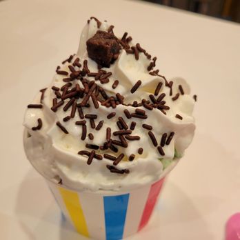 Licked - The Sacra "Mint" O Sundae - Ice Cream & Frozen Yogurt Near Me - Sacramento, California