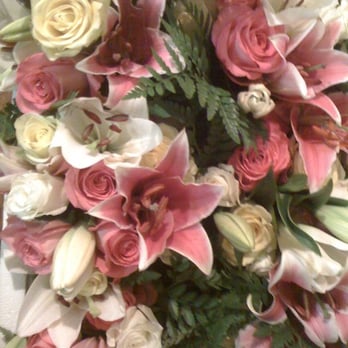 Flowers & Fun - a wedding assortment - Florists Near Me - Honolulu, Hawaii Flowers & Fun - a wedding assortment - Florists Near Me - Honolulu, Hawaii
