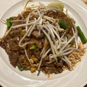 Basilic Essentially Thai - Traditional Pad Thai - Thai Near Me - Seattle, Washington Basilic Essentially Thai - Traditional Pad Thai - Thai Near Me - Seattle, Washington