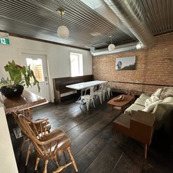 The Paisley Common - Upstairs back room.