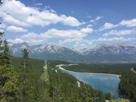 Peter Lougheed Provincial Park by null