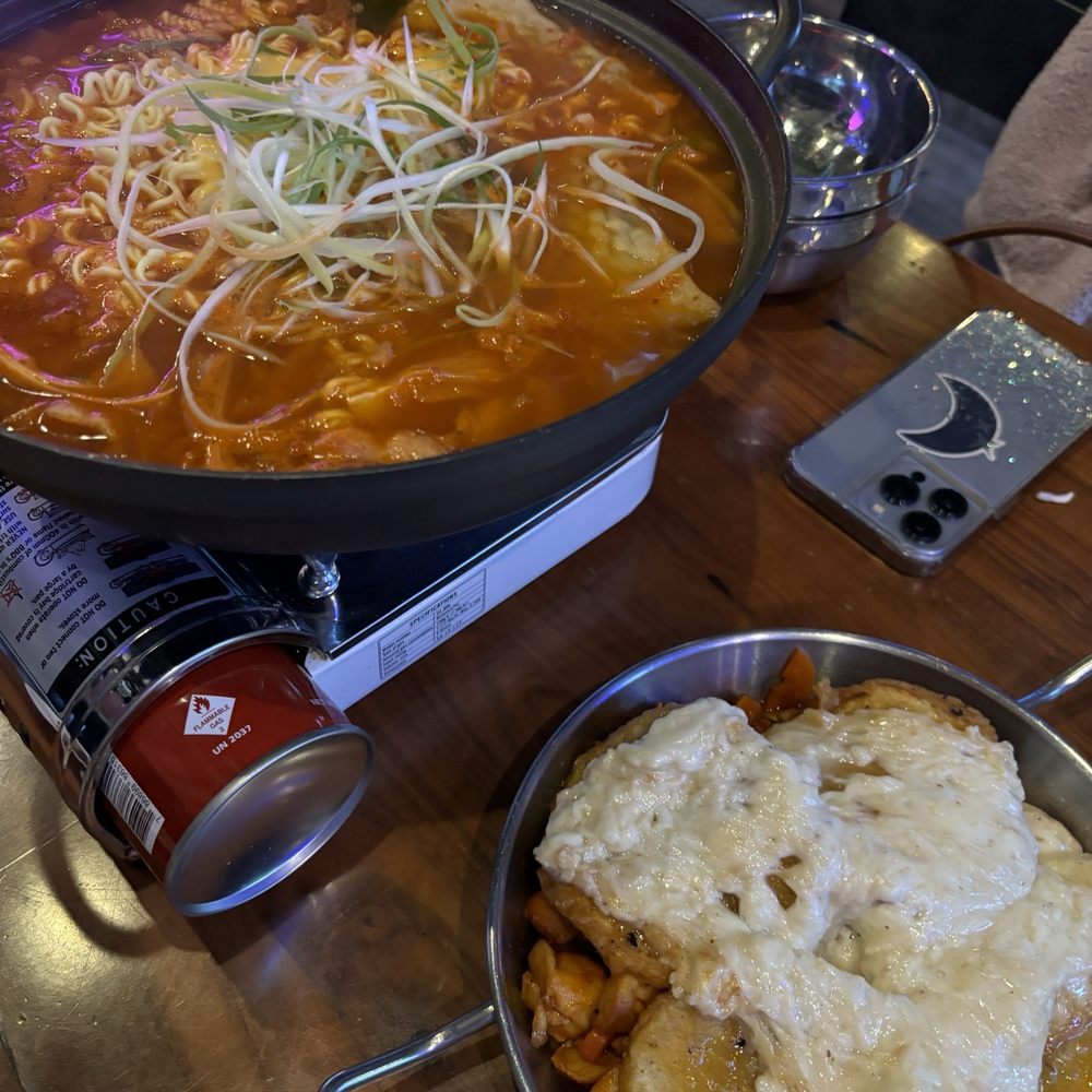 Urban Pocha - Budaejjigae (Army Base Stew) Mini and Spicy Chicken with cheese (?) - Korean Near Me - Pasadena, California Urban Pocha - Budaejjigae (Army Base Stew) Mini and Spicy Chicken with cheese (?) - Korean Near Me - Pasadena, California