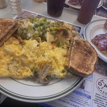 Tom & Joe's Restaurant - Veggie omelet, homefries with peppers and onions, toast and side order of bacon - Diners Near Me - Altoona, Pennsylvania Tom & Joe's Restaurant - Veggie omelet, homefries with peppers and onions, toast and side order of bacon - Diners Near Me - Altoona, Pennsylvania