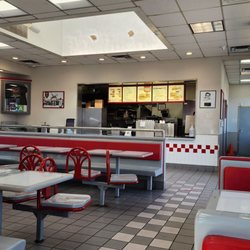 Original Tommy's - The dining area