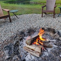 Rocky Acres Inn Bed & Breakfast - Fire pit!