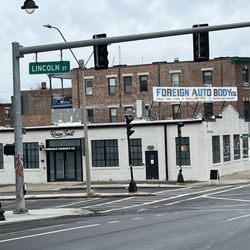 Union Twist - Allston - UNION TWIST Cannabis Co. open in the old FOREIGN AUTO BODY space.