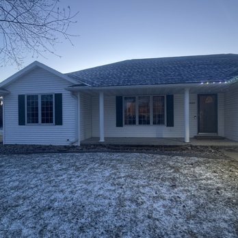 EverLights - The lights above the door should be green and the entire left half of the house is out - Holiday Decorating Services Near Me