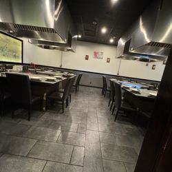 Miyabi Sushi Bar Steakhouse - Hibachi area